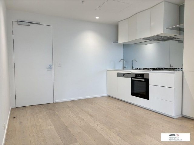 4810e/18 Hoff Bvd, VIC 3006