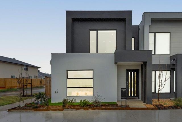 19 Clapton Lane, VIC 3064
