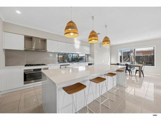 6 Powell Street, VIC 3228