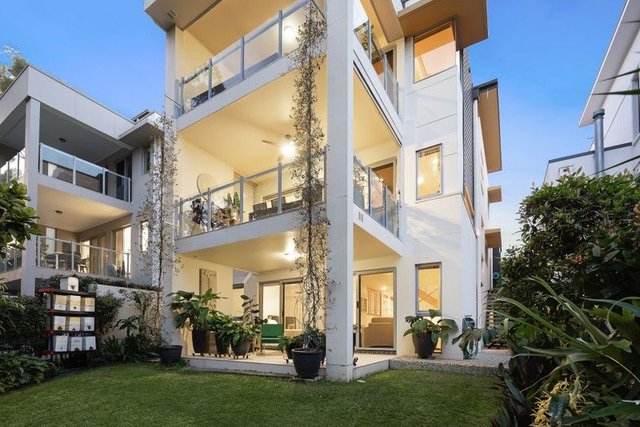 7 Tashey Court, QLD 4217