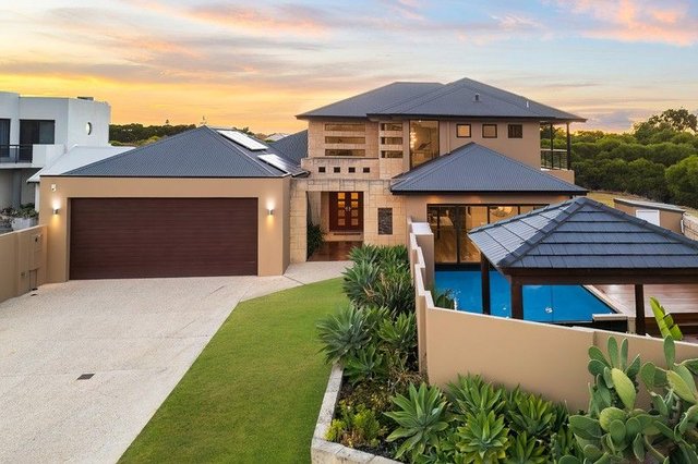 2 Latiano Green, WA 6173