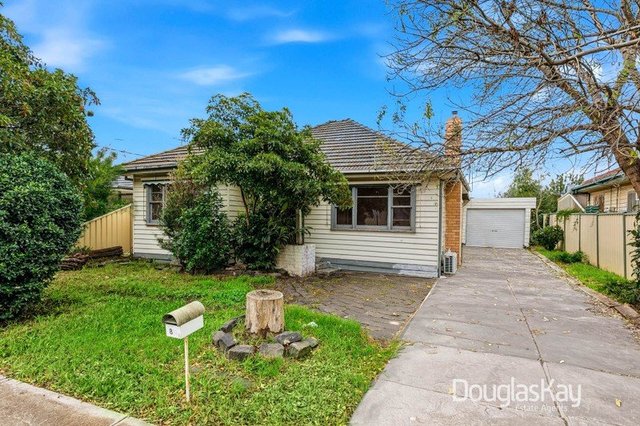 8 Baynton  Avenue, VIC 3020