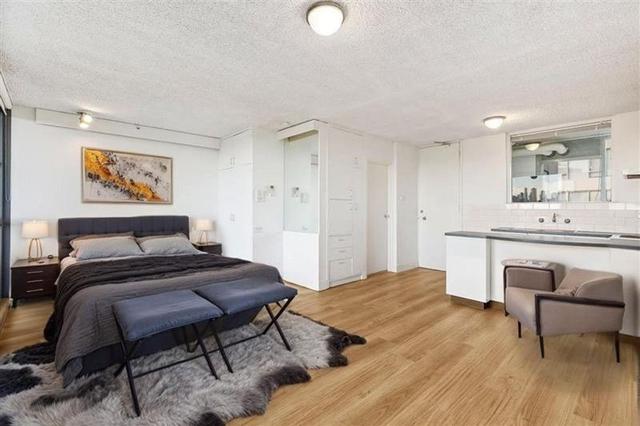 903/81 Queens Road, VIC 3000