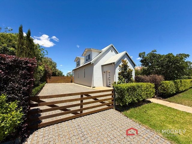 25 Webb Street, NSW 2652