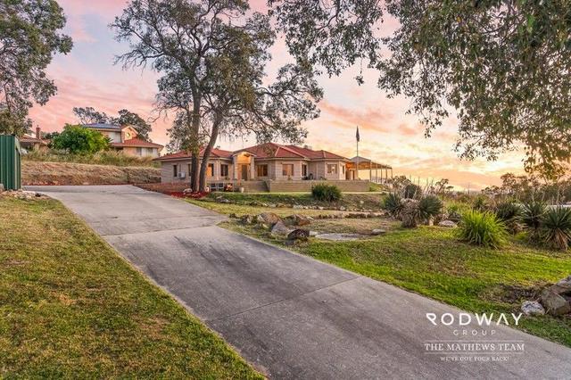 66 Carawatha Ave, WA 6112