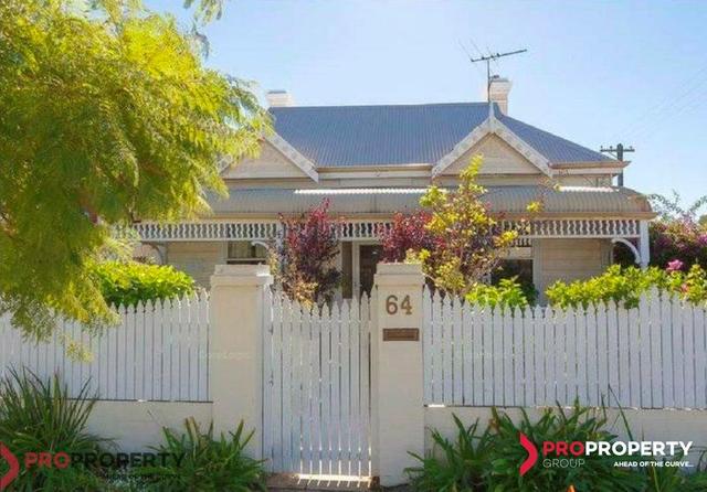 64 Richmond Street, WA 6007