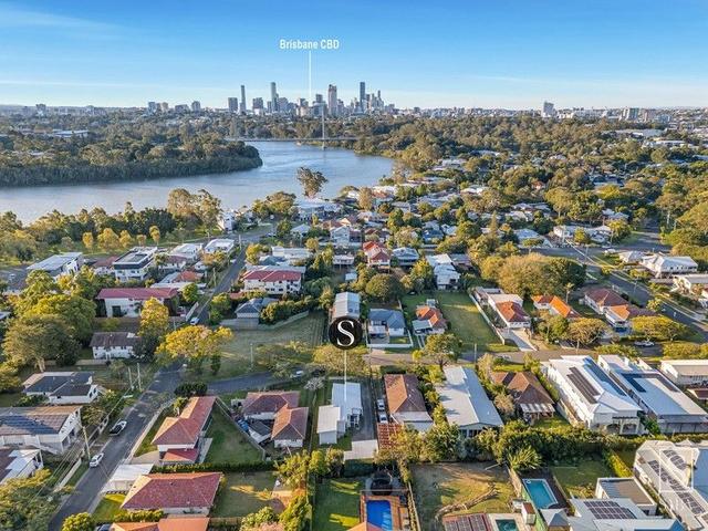 18 Allamanda Street, QLD 4103