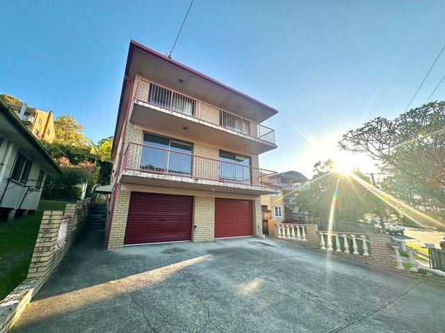 2/18 West Burleigh Road, QLD 4220