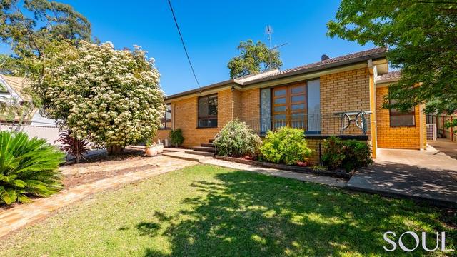 5 Knox Place, NSW 2680
