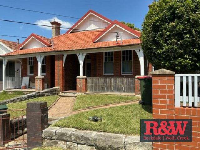 107 Harrow Road, NSW 2207