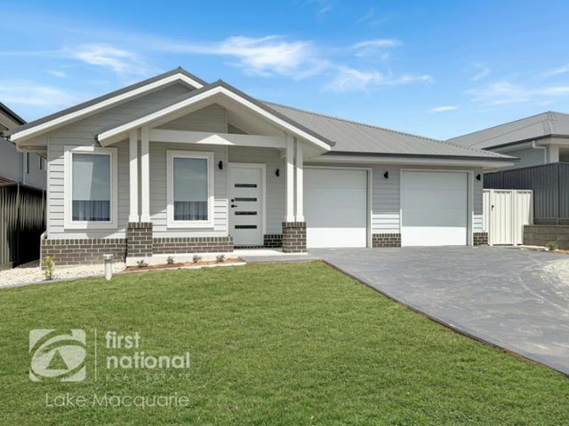 14 Willandra Way, NSW 2285
