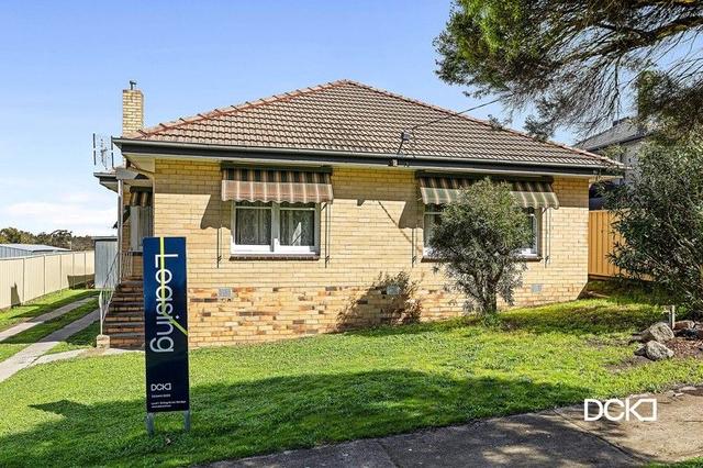 1 Holly  Street, VIC 3555