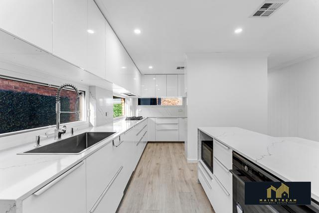 10 Coomera Street, ACT 2914