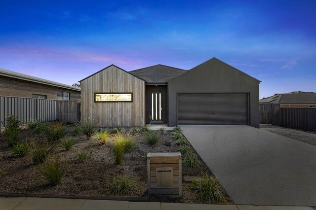 10 Evans Park Drive, VIC 3377