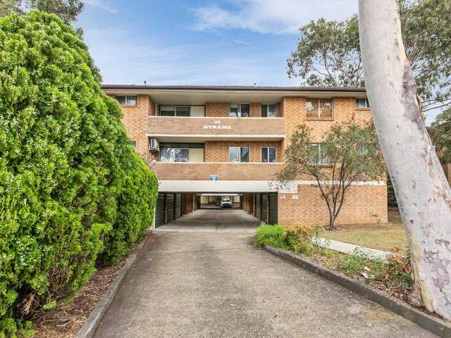 8/18 Paton St, NSW 2160