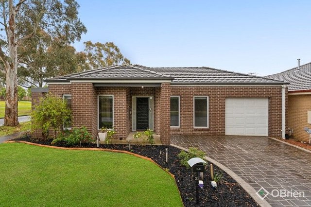 22 Lagoon Row, VIC 3809