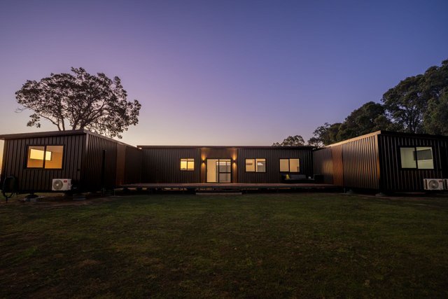 24 Thompson Rd, WA 6220