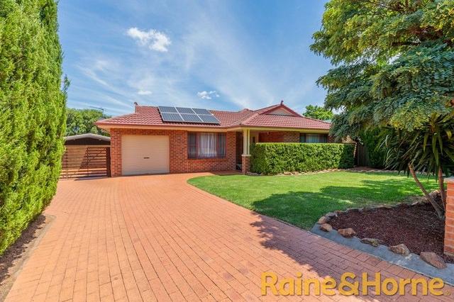 26 Kingfisher Street, NSW 2830