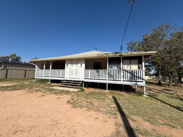 2-4 Well Street, QLD 4470