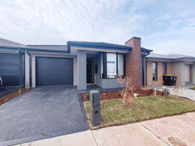 37 Rice Flower Crescent, VIC 3338