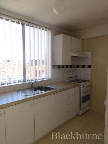 11/31 King George Street, WA 6100