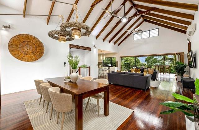 36 View Street, QLD 4870
