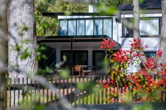 2 Sunninghill Avenue, NSW 2576