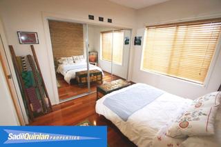 Bedroom (2015-09-08)