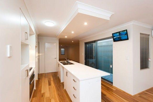 8/122 Epsom Avenue, WA 6104