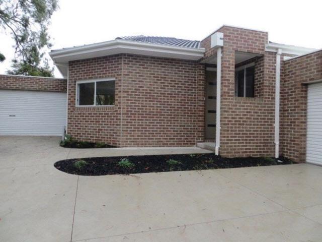 2/5 Clunies Ross Crescent, VIC 3170