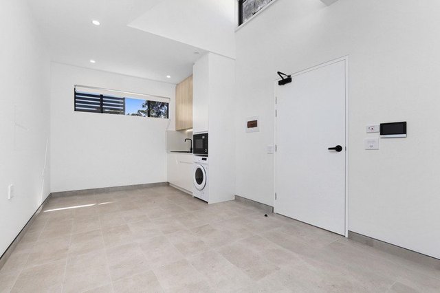 10/16 Billabong  Street, NSW 2145