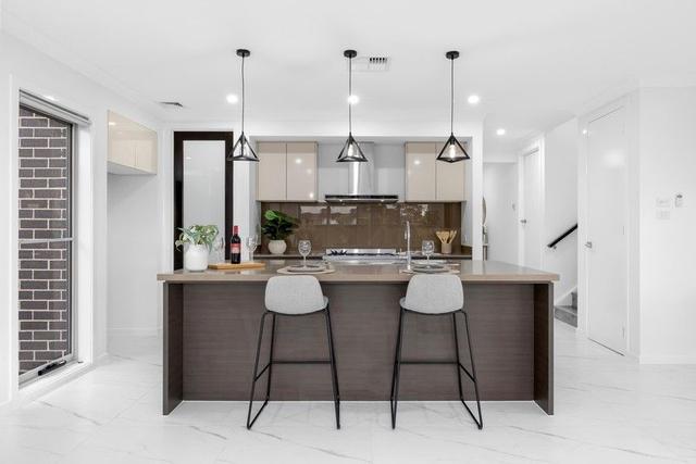 11 Pleasance Street, NSW 2765