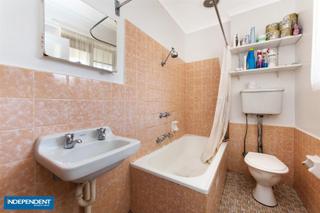 Bathroom (2016-02-16)