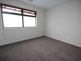 Bedroom (2018-01-11)