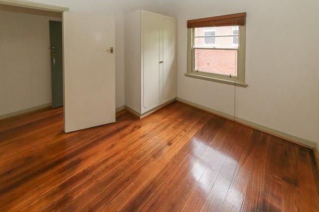 3/2 Finchley Court, VIC 3122