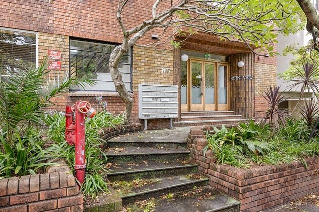 17/7 St Neot Avenue, NSW 2011