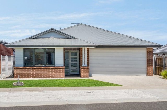 42 Broadhead Way, VIC 3331