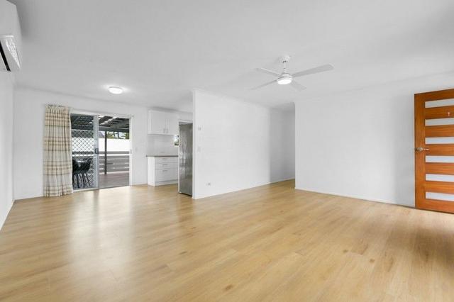 11 Onslow Street, QLD 4211