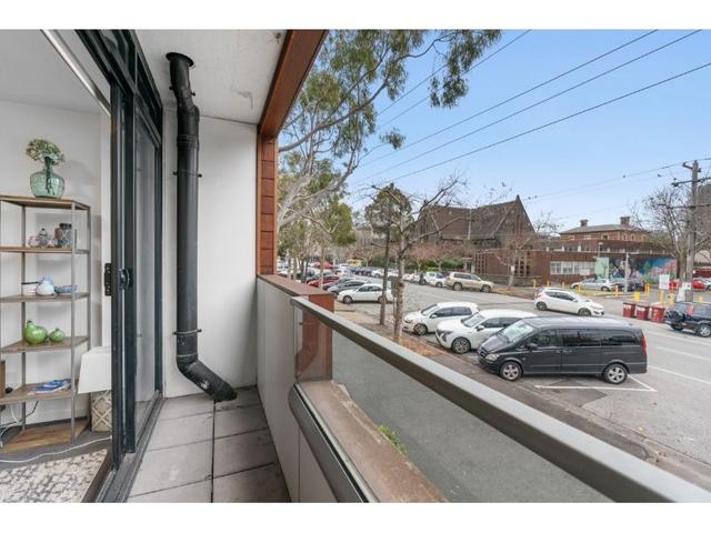 102/211 Dorcas Street, VIC 3205