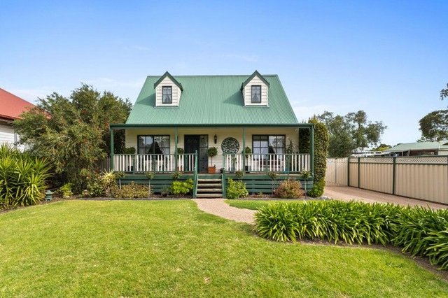 13 Albert Street, VIC 3847