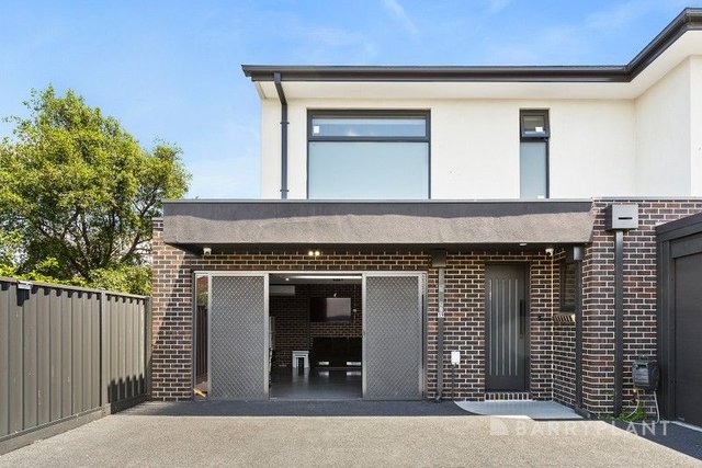 2/19 Churchill Street, VIC 3046