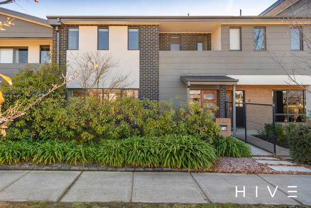 74 Peter Cullen Way, ACT 2611