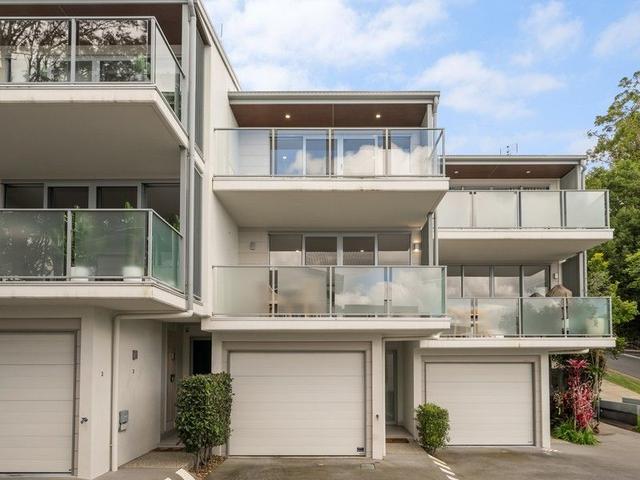 2/2B Centreview Court, QLD 4556