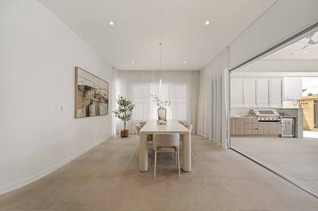 19 Thornycroft Street, QLD 4121