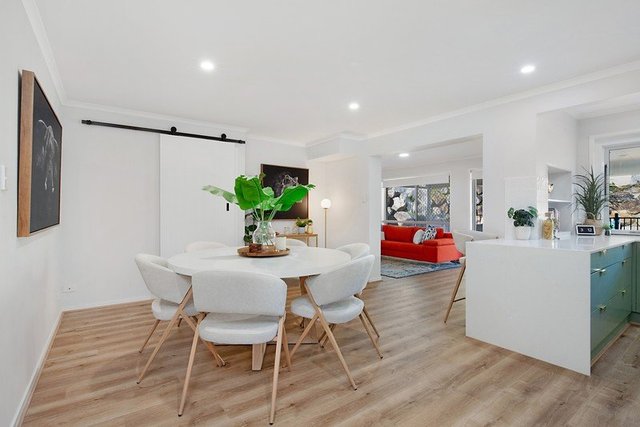 82 Andromeda Avenue, QLD 4128