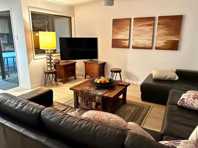 1/16 Jalumba Street, QLD 4558