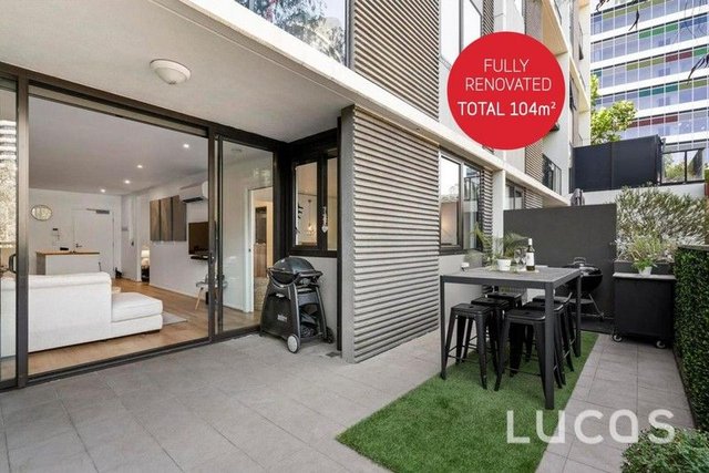 13/801 Bourke Street, VIC 3008