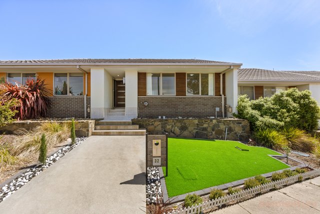32 Whitrod Avenue, ACT 2913