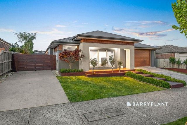 156 Twin Ranges Drive, VIC 3820