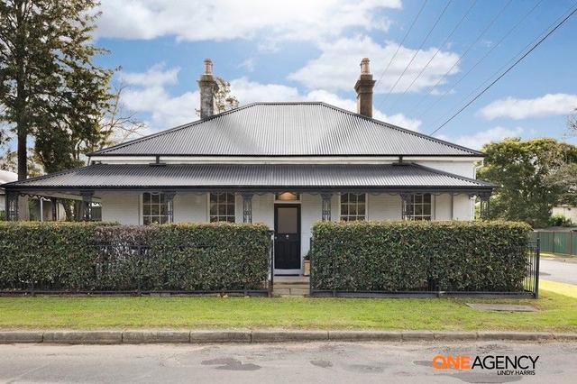 8 Cambridge Street, NSW 2330